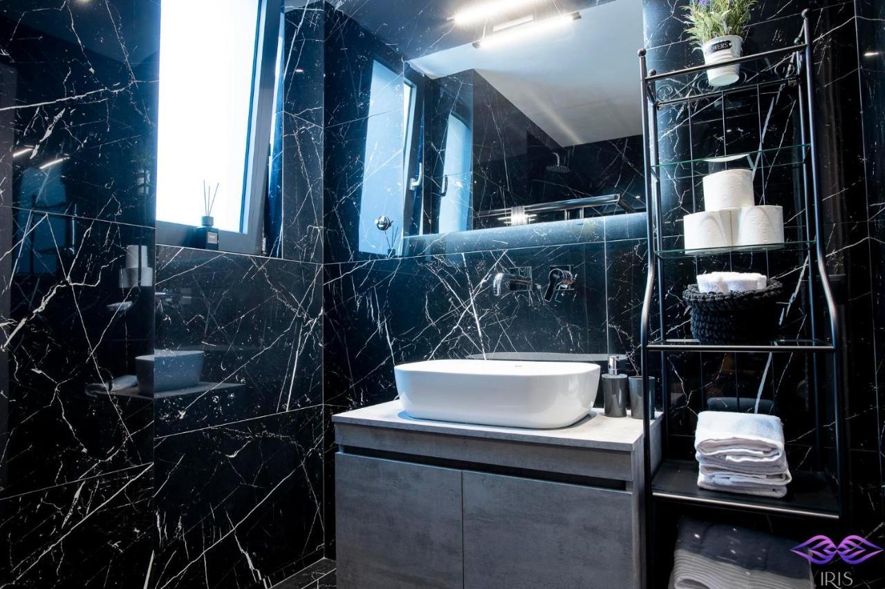 Appartement Luxury Penthouse With Acropolis View And Jacuzzi à Athènes Extérieur photo