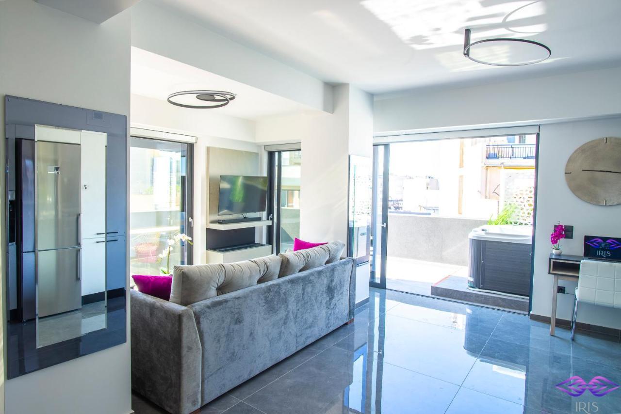 Appartement Luxury Penthouse With Acropolis View And Jacuzzi à Athènes Extérieur photo